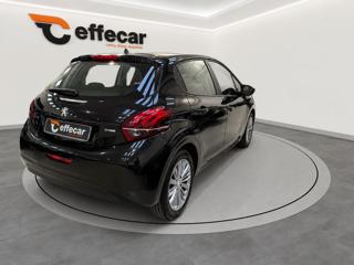 PEUGEOT 208 usata, con Autoradio