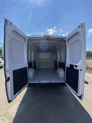 PEUGEOT Boxer usata, con Climatizzatore