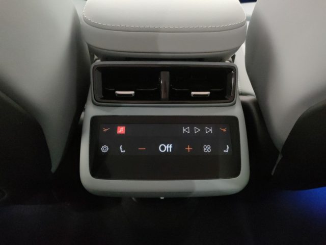 POLESTAR Polestar 4 usata, con Volante in pelle