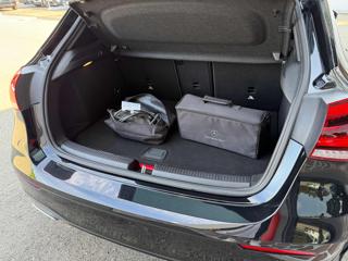 MERCEDES-BENZ A 250 usata, con Touch screen