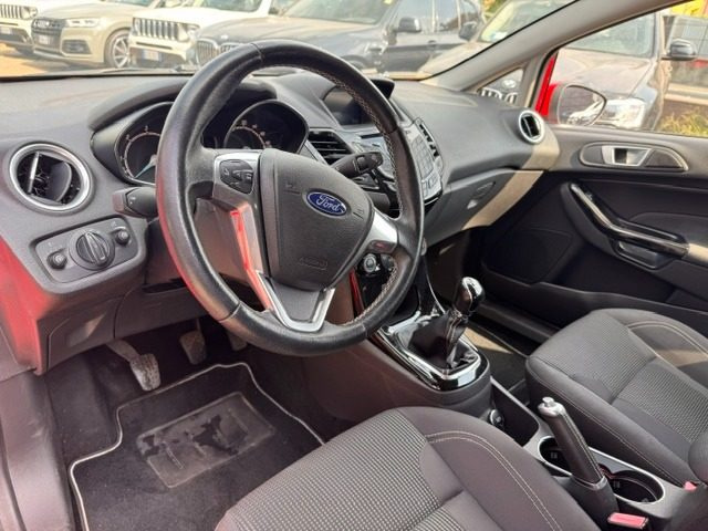 FORD Fiesta usata, con ESP