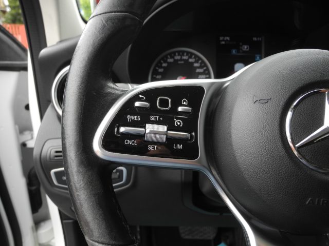 MERCEDES-BENZ GLC 220 usata, con Hill holder