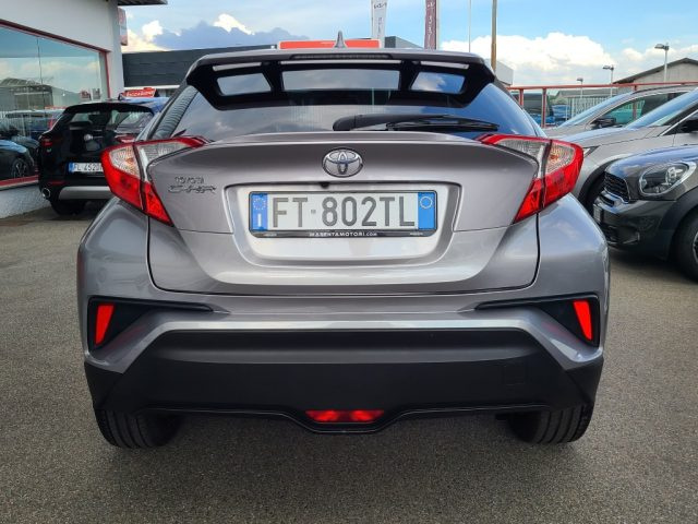 TOYOTA C-HR usata, con Autoradio