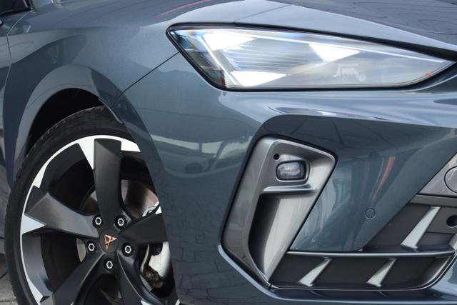 CUPRA Leon usata, con Specchietti laterali elettrici