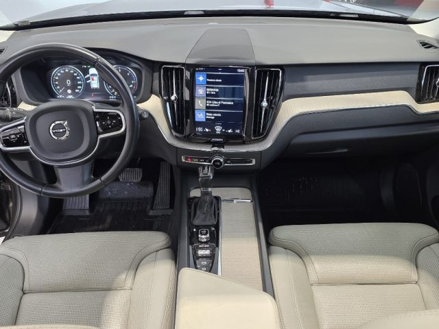 VOLVO XC60 usata, con Touch screen