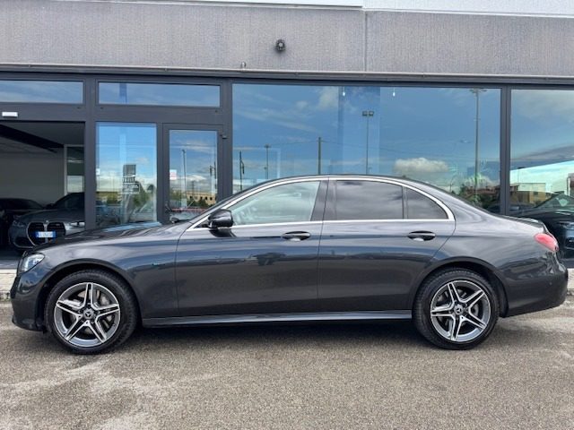 MERCEDES-BENZ E 300 usata, con Airbag Passeggero