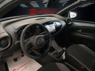 TOYOTA Aygo X usata 12