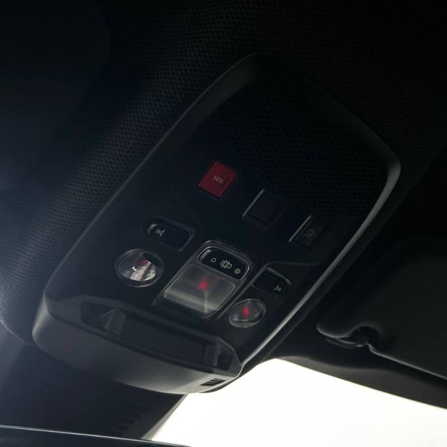 JEEP Avenger usata, con Fari LED