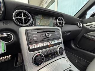 MERCEDES-BENZ SLC 300 usata, con Touch screen