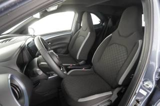 TOYOTA Aygo X usata 2