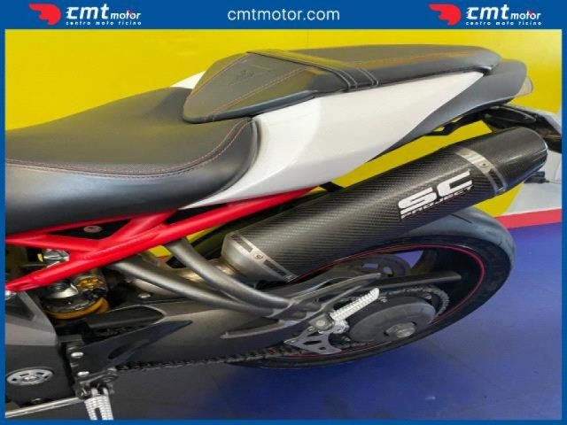 TRIUMPH Speed Triple 1050 usata 10