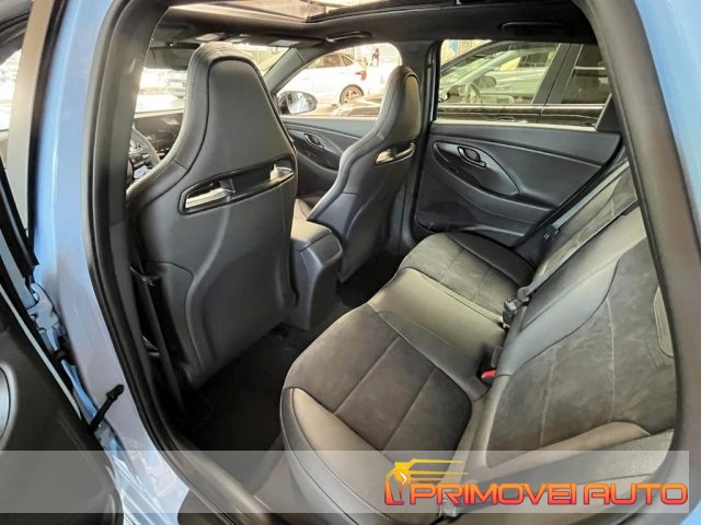 HYUNDAI i30 usata, con Airbag laterali
