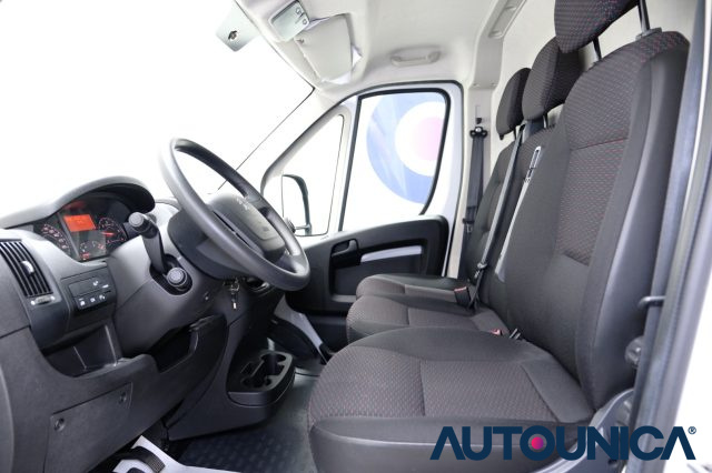 PEUGEOT Boxer usata, con Bluetooth
