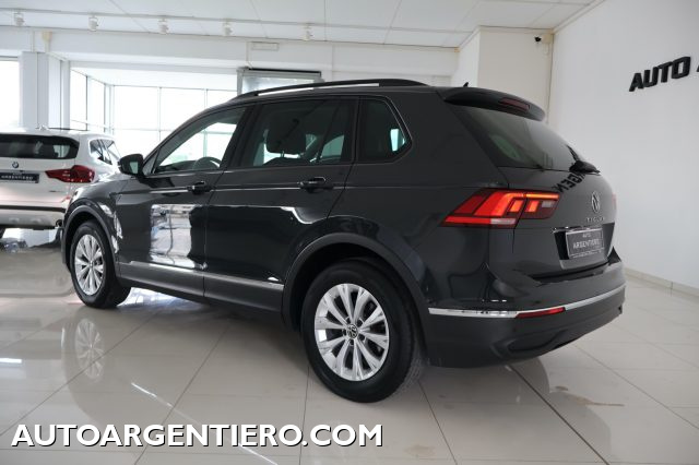 VOLKSWAGEN Tiguan usata, con Airbag laterali