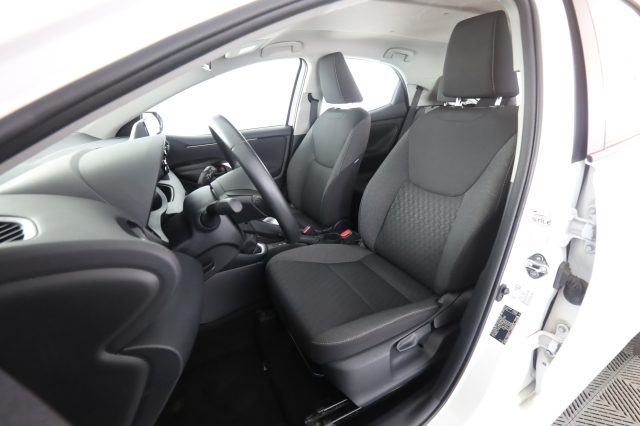 TOYOTA Yaris usata 1