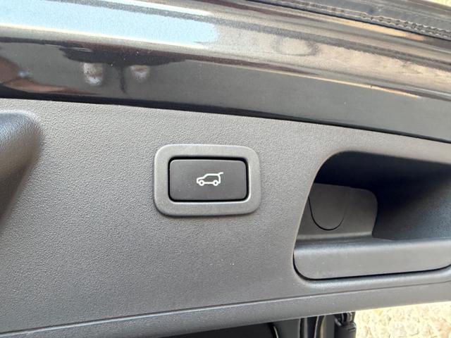 JAGUAR E-Pace usata, con Controllo elettronico della corsia