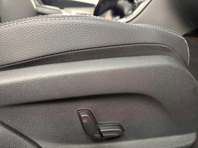 MERCEDES-BENZ C 220 usata, con Interni in pelle