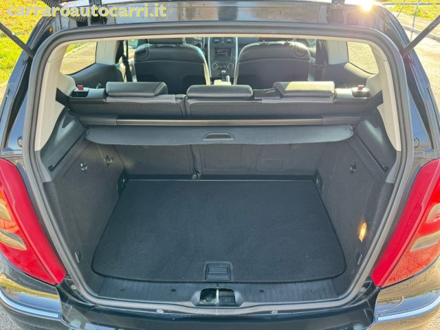 MERCEDES-BENZ A 150 usata, con Cerchi in lega