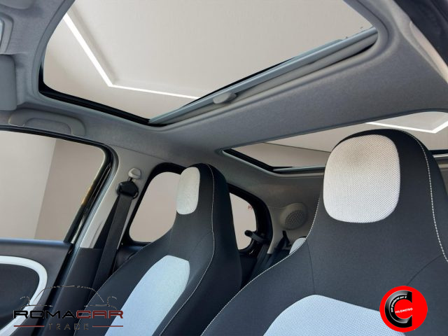 SMART ForFour usata, con USB