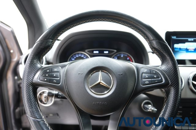 MERCEDES-BENZ B 180 usata, con Cerchi in lega