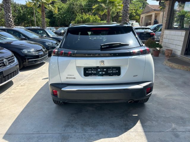 PEUGEOT 2008 usata, con Autoradio