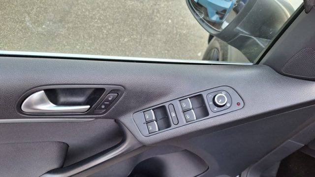 VOLKSWAGEN Tiguan usata, con Specchietti laterali elettrici