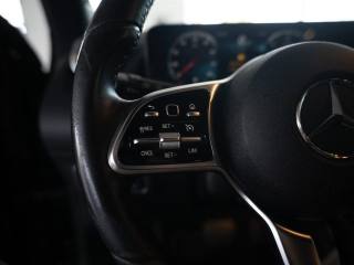 MERCEDES-BENZ GLA 200 usata, con Cruise Control