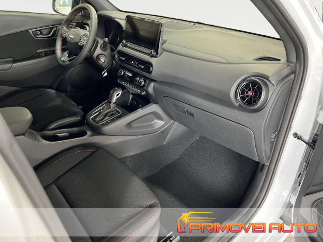 HYUNDAI Kona usata, con Airbag