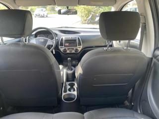 HYUNDAI i20 usata 16