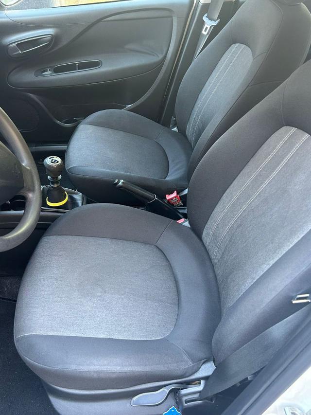 FIAT Punto usata 16