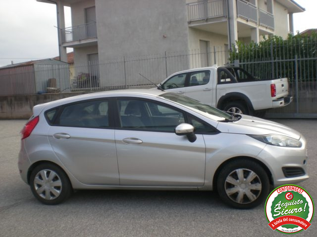 FORD Fiesta usata, con Servosterzo