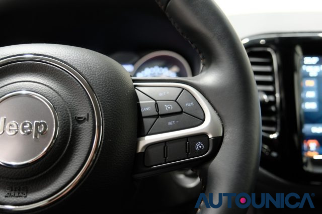 JEEP Compass usata, con Volante in pelle