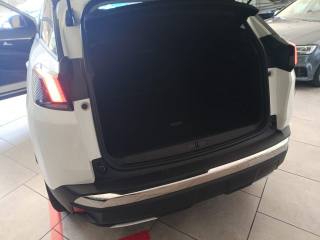 PEUGEOT 3008 usata, con Controllo elettronico della corsia