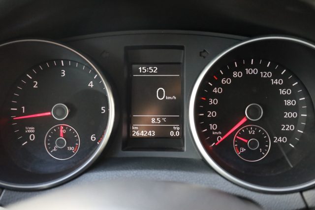 VOLKSWAGEN Golf usata, con Climatizzatore automatico, 2 zone