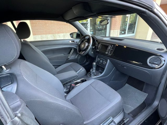 VOLKSWAGEN Maggiolino usata, con Cruise Control