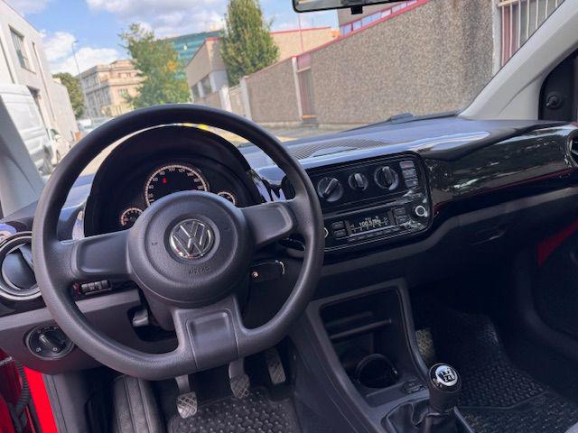 VOLKSWAGEN up! usata, con Boardcomputer