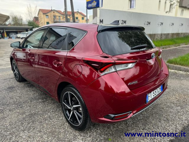 TOYOTA Auris usata, con Airbag
