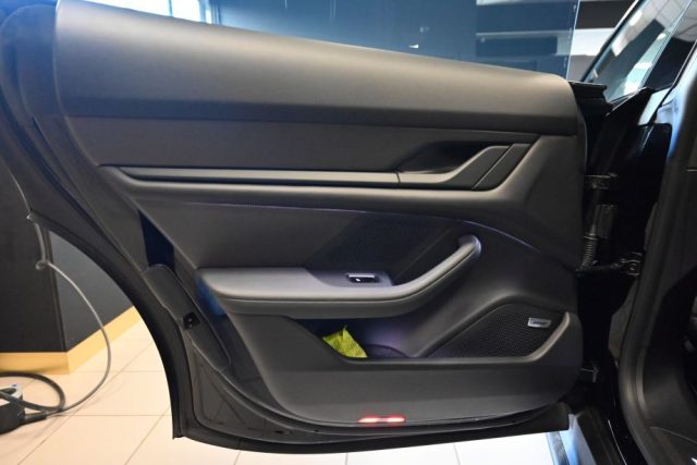 PORSCHE Taycan usata 61