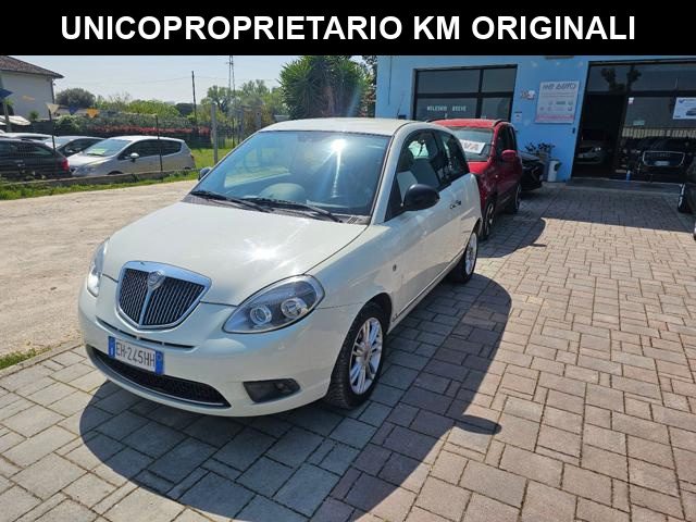 LANCIA Ypsilon usata, con ABS