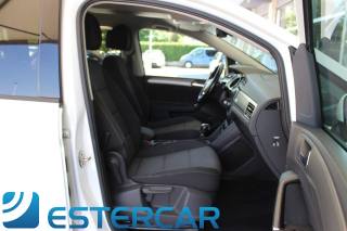 VOLKSWAGEN Touran usata, con Fendinebbia