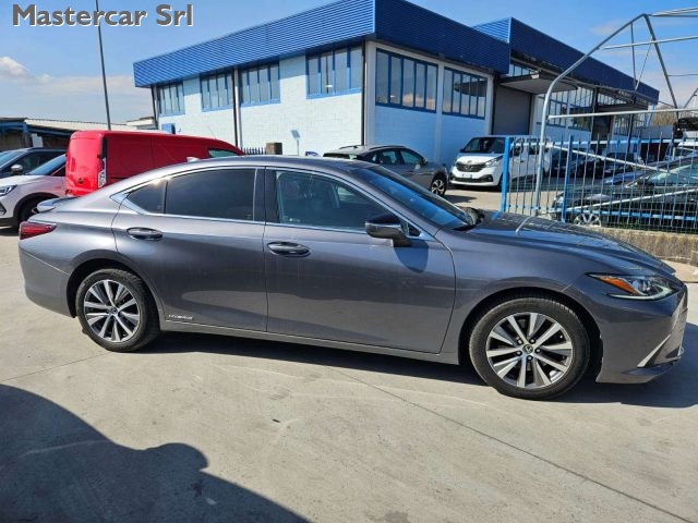 LEXUS ES 300 usata, con Controllo trazione