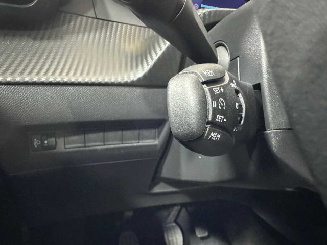 PEUGEOT 208 usata 24