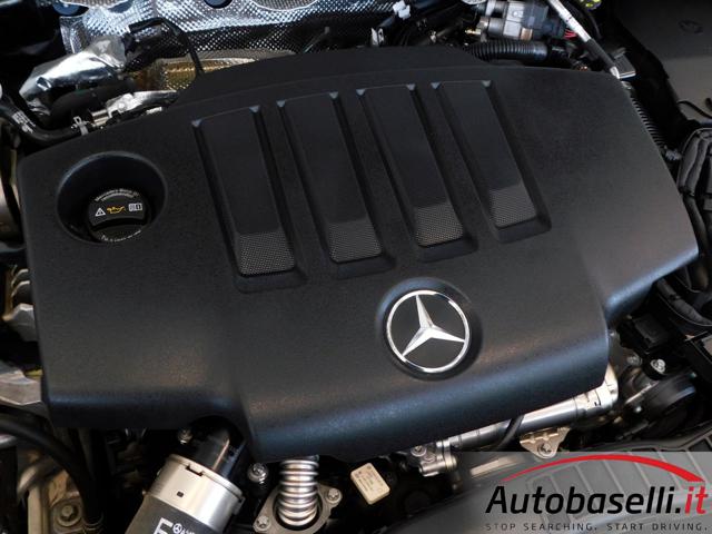 MERCEDES-BENZ GLA 200 usata, con Autoradio digitale