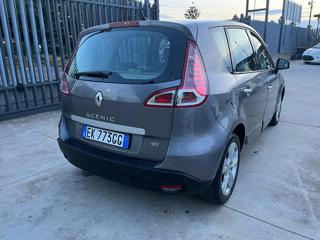 RENAULT Scenic usata, con Autoradio