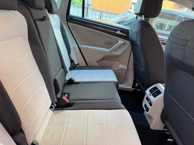 VOLKSWAGEN Tiguan usata, con Controllo automatico clima
