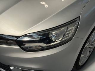 RENAULT Scenic usata, con Sedile posteriore sdoppiato