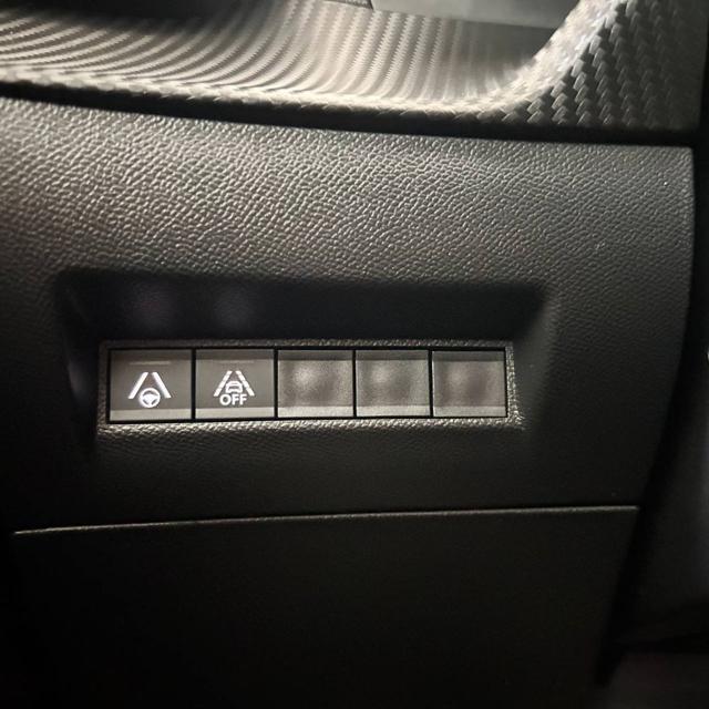 PEUGEOT 2008 usata, con Chiusura centralizzata telecomandata