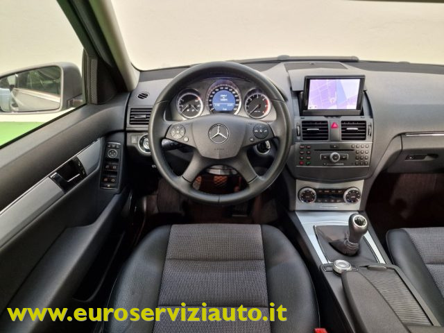 MERCEDES-BENZ C 220 usata, con Fendinebbia