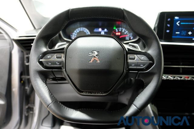 PEUGEOT 208 usata, con Boardcomputer