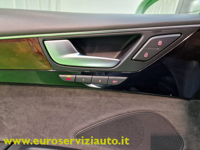 AUDI A8 usata, con Fari full-led